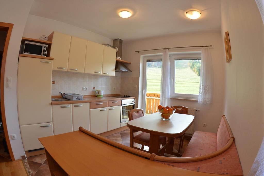 Apartments Rozic クランスカゴーラ 部屋 写真